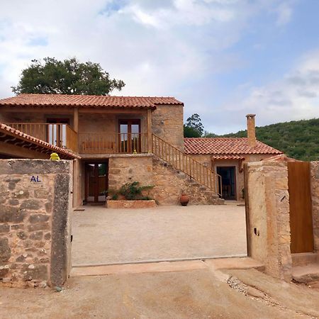 Taliscas Stone Charm Villa โกอิมบรา ภายนอก รูปภาพ